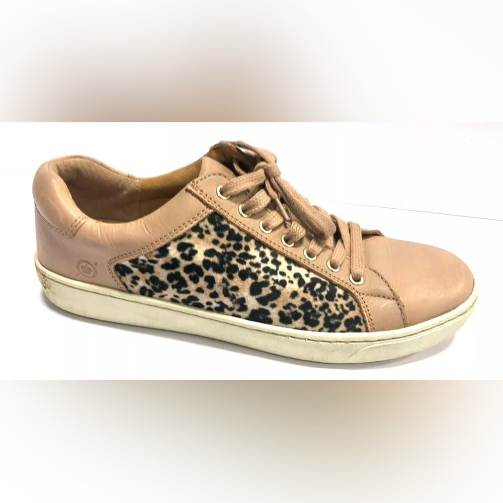 Born Women’s Surf Blush Animal Print Sneakers Size 9.5M